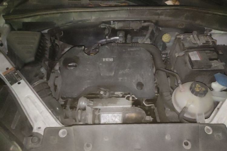 Used MG GS 2015 1.5TGI TST Elite Edition Engine Bay