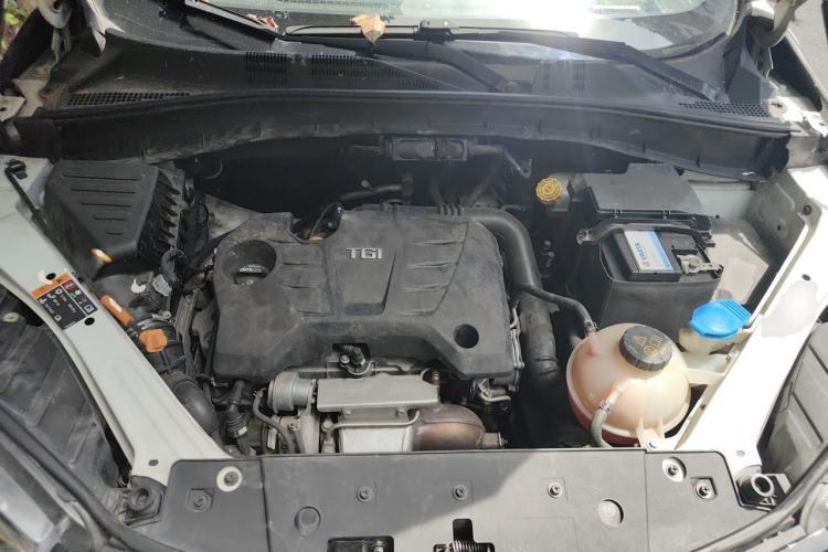 Used MG GS 2015 1.5TGI TST Luxury Edition Engine Bay