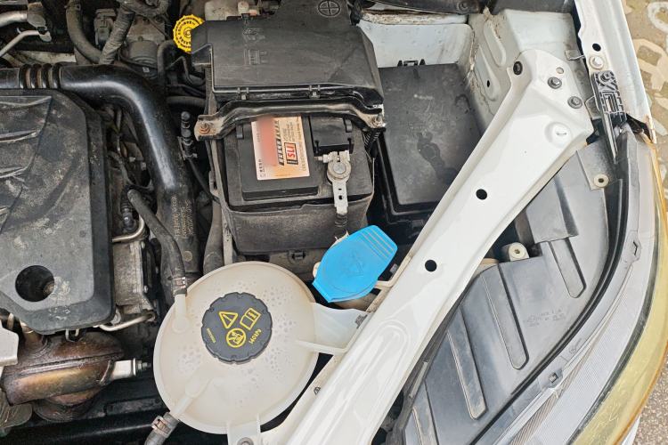 Used MG GS 2015 1.5TGI TST Elite Edition Engine Bay Left