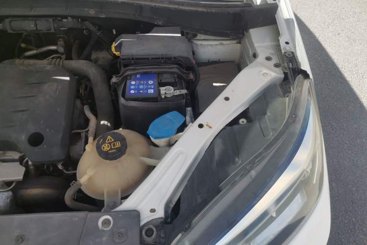 Used MG GS 2015 1.5TGI TST Elite Edition Engine Bay Left