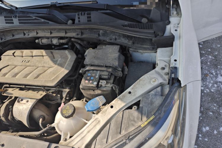 Used MG GS 2015 2.0TGI TST Four-Wheel Drive Flagship Edition Engine Bay Left