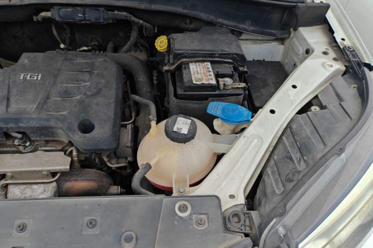 Used MG GS 2015 1.5TGI TST Luxury Edition Engine Bay Left