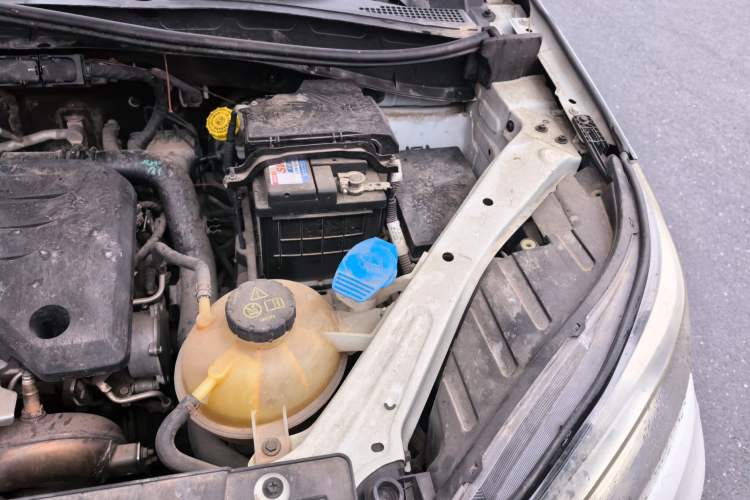 Used MG GS 2015 1.5TGI TST Luxury Edition Engine Bay Left