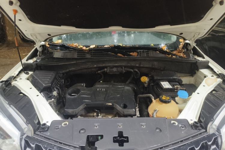 Used MG GS 2015 1.5TGI TST Elite Edition Engine Bay