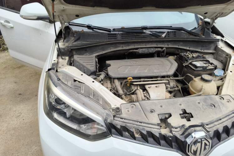 Used MG GS 2015 2.0TGI TST Luxury Edition Engine Bay Right