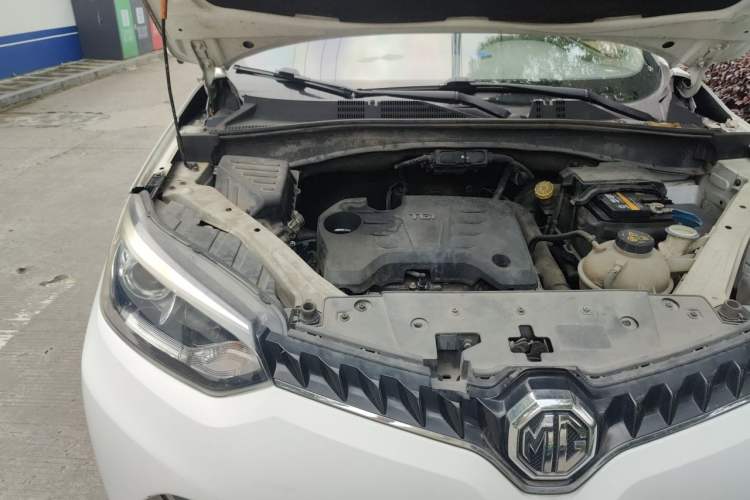 Used MG GS 2015 1.5TGI TST Elite Edition Engine Bay Right
