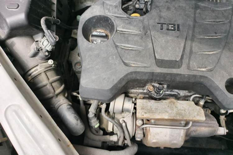 Used MG GS 2015 1.5TGI TST Luxury Edition Engine Bay Right