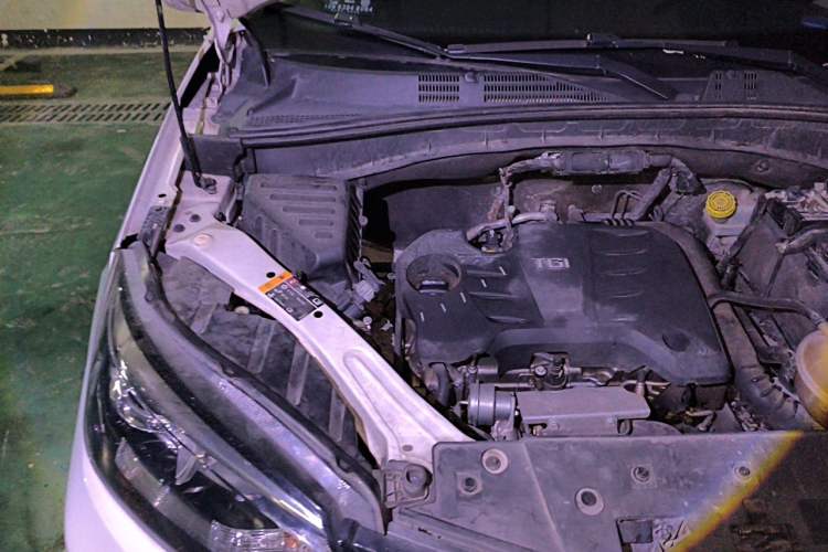 Used MG GS 2015 1.5TGI TST Luxury Edition Engine Bay Right