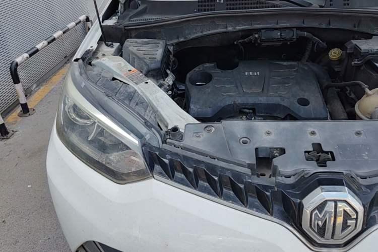 Used MG GS 2015 1.5TGI TST Luxury Edition Engine Bay Right
