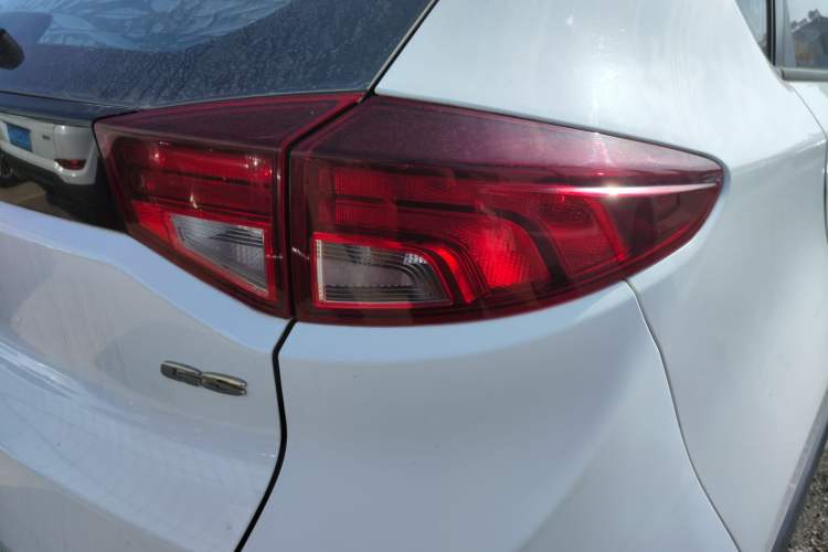 Used MG GS 2015 1.5TGI Manual Elite Edition Exterior 6