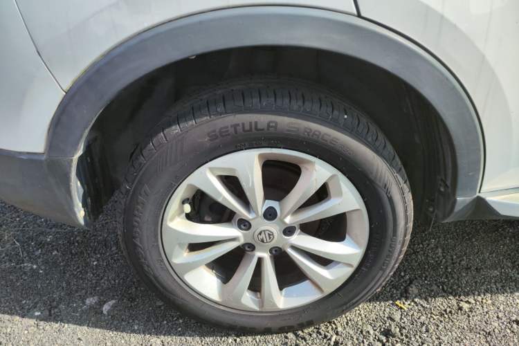 Used MG GS 2015 1.5TGI Manual Elite Edition Exterior 8