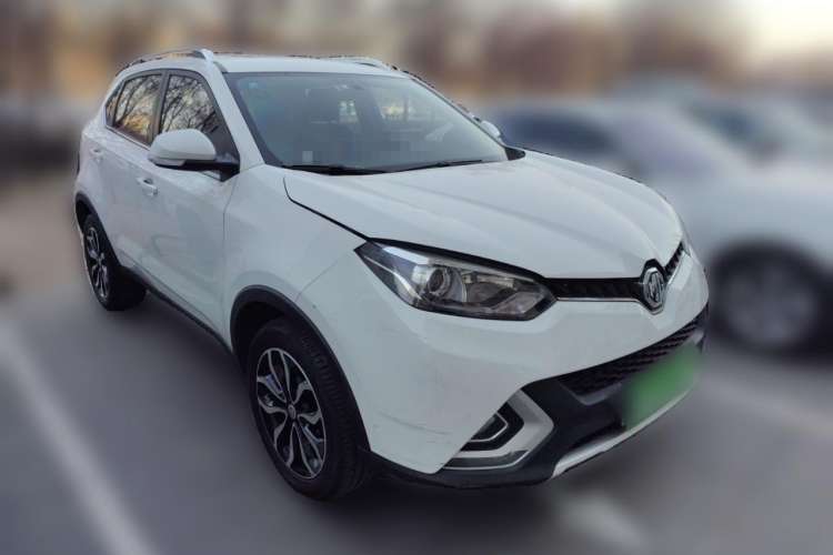 Used MG GS 2015 1.5TGI TST Luxury Edition Front Right 45 Deg