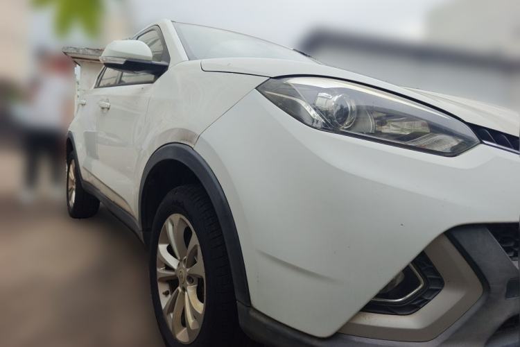 Used MG GS 2015 1.5TGI Manual Elite Edition Front Right 45 Deg