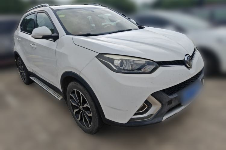 Used MG GS 2015 1.5TGI TST Luxury Edition Front Right 45 Deg