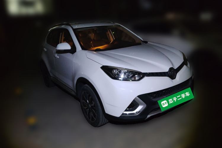 Used MG GS 2015 1.5TGI TST Luxury Edition Front Right 45 Deg