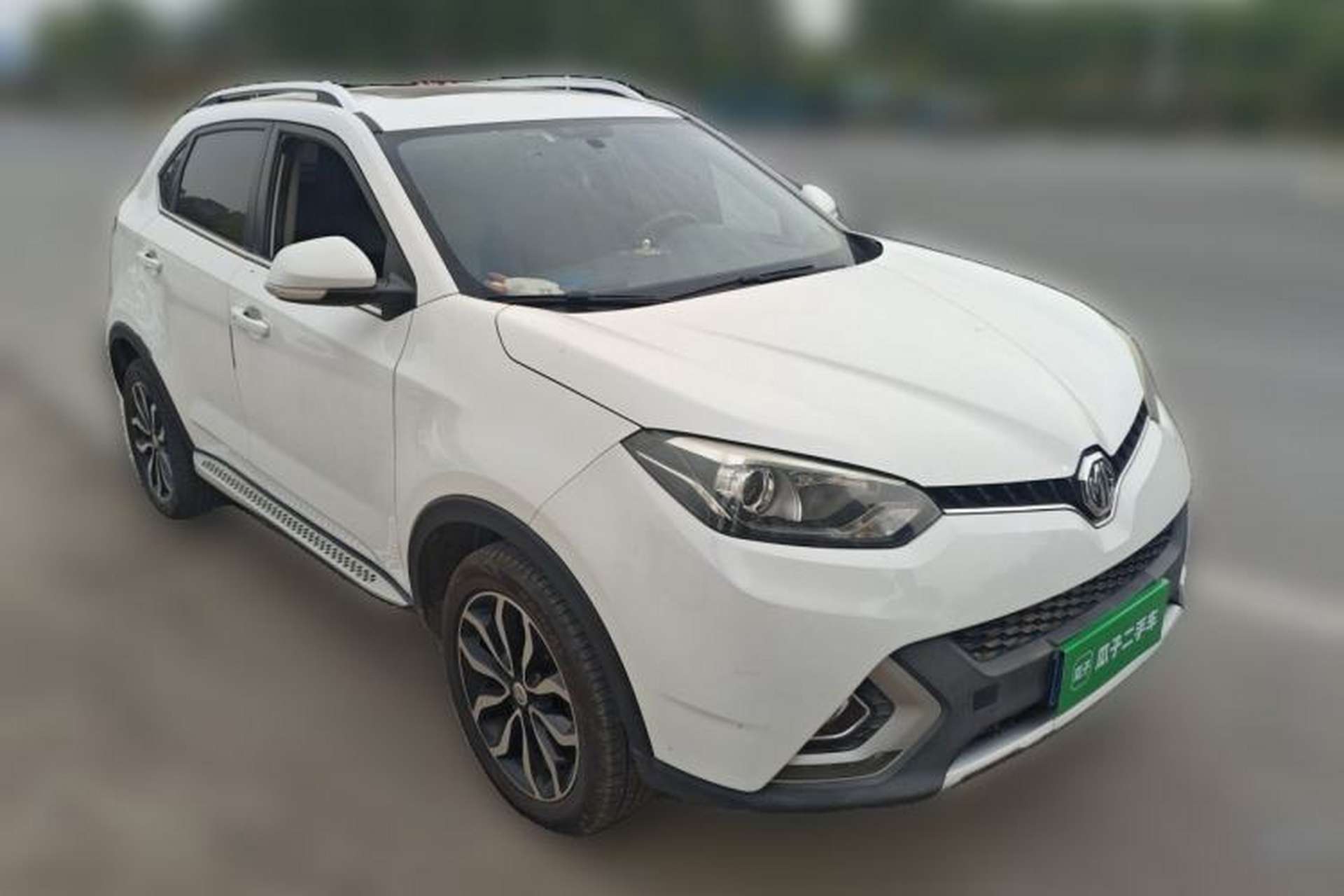 Used MG GS 2015 2.0TGI TST Luxury Edition Front Right 45 Deg