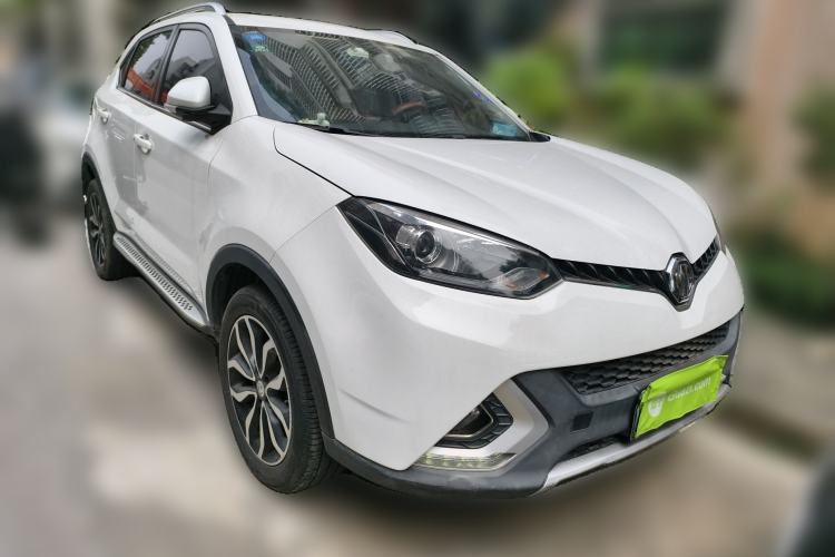 Used MG GS 2015 1.5TGI TST Luxury Edition Front Right 45 Deg