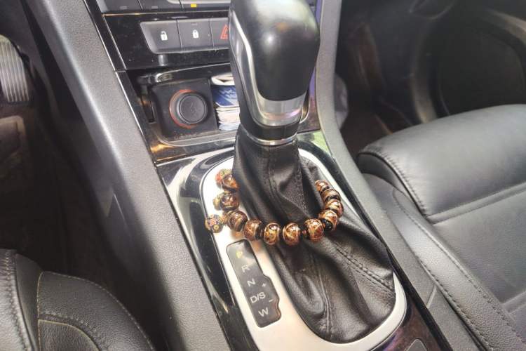 Used MG GS 2015 1.5TGI TST Luxury Edition Gear Lever