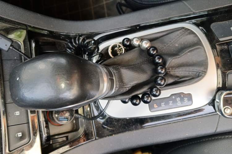 Used MG GS 2015 1.5TGI TST Luxury Edition Gear Lever