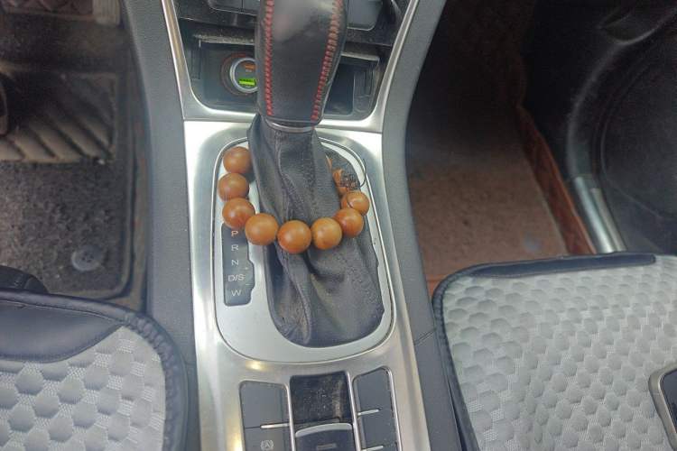 Used MG GS 2015 1.5TGI TST Luxury Edition Gear Lever