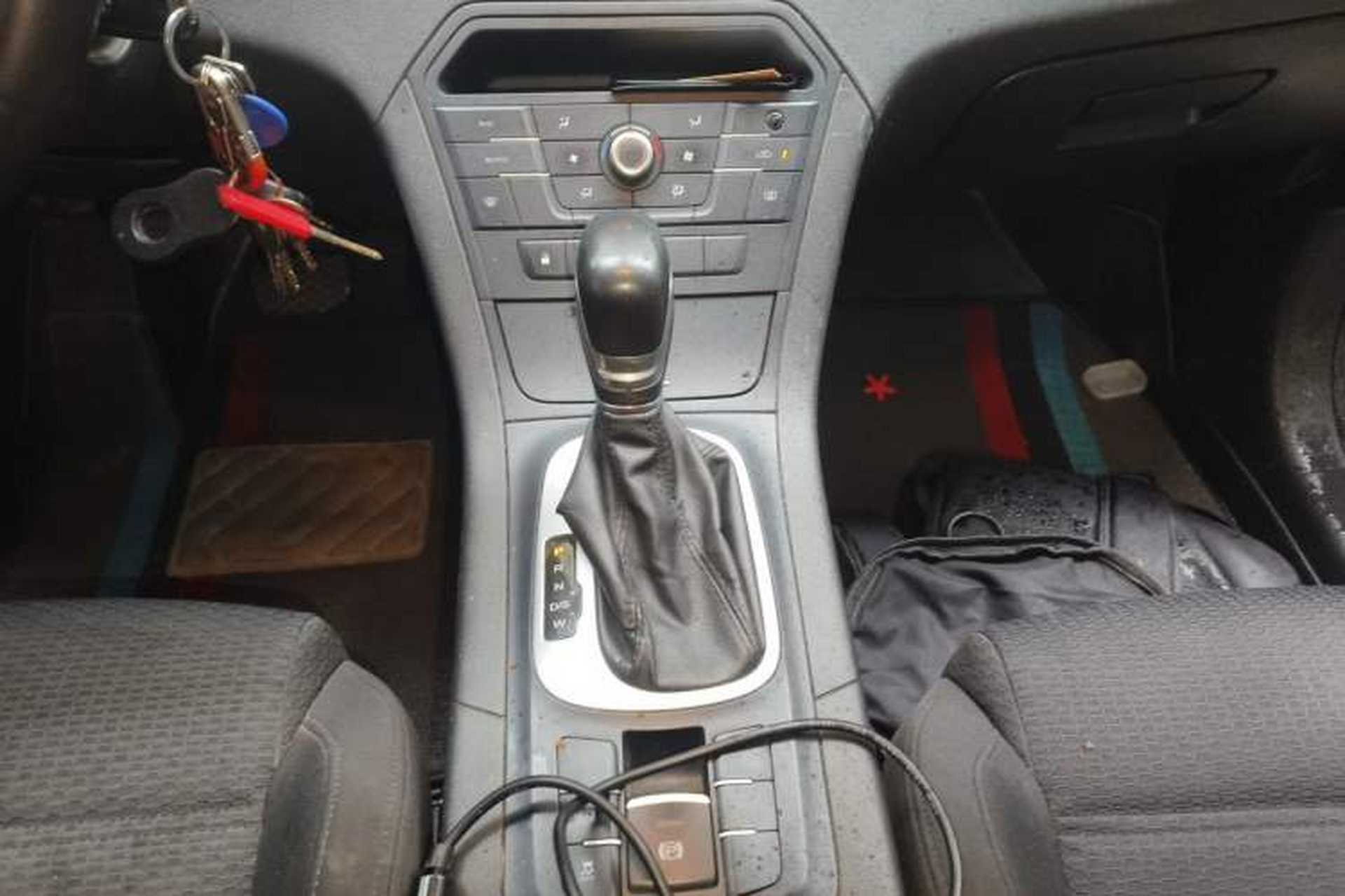 Used MG GS 2015 1.5TGI TST Elite Edition Gear Lever