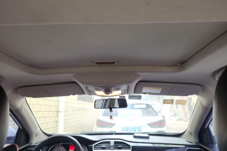 Used MG GS 2015 2.0TGI TST Luxury Edition Headliner