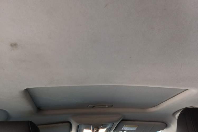 Used MG GS 2015 1.5TGI TST Luxury Edition Headliner