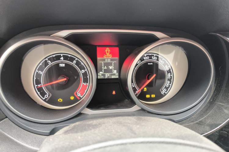 Used MG GS 2015 2.0TGI TST Luxury Edition Instrument Cluster