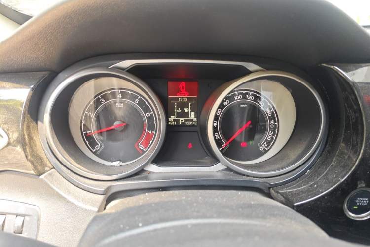 Used MG GS 2015 1.5TGI TST Luxury Edition Instrument Cluster