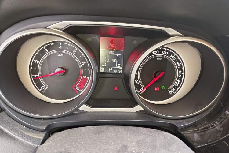 Used MG GS 2015 1.5TGI TST Luxury Edition Instrument Cluster