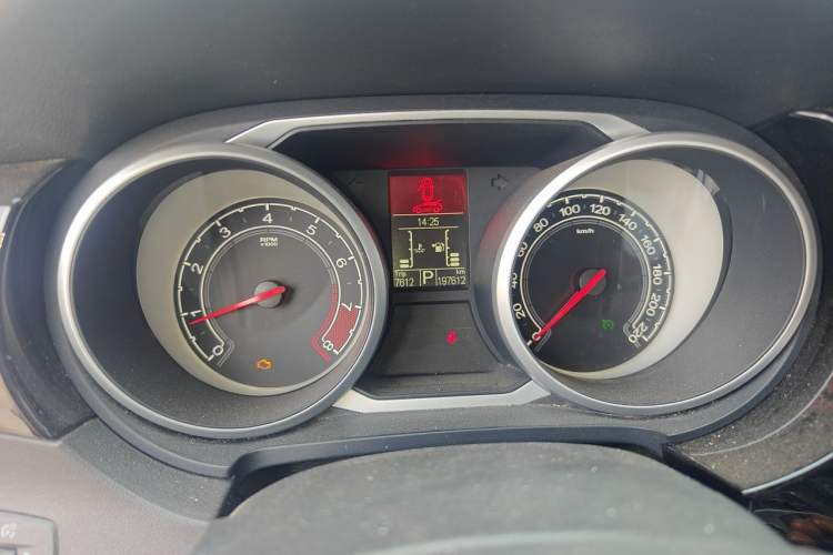 Used MG GS 2015 1.5TGI TST Luxury Edition Instrument Cluster