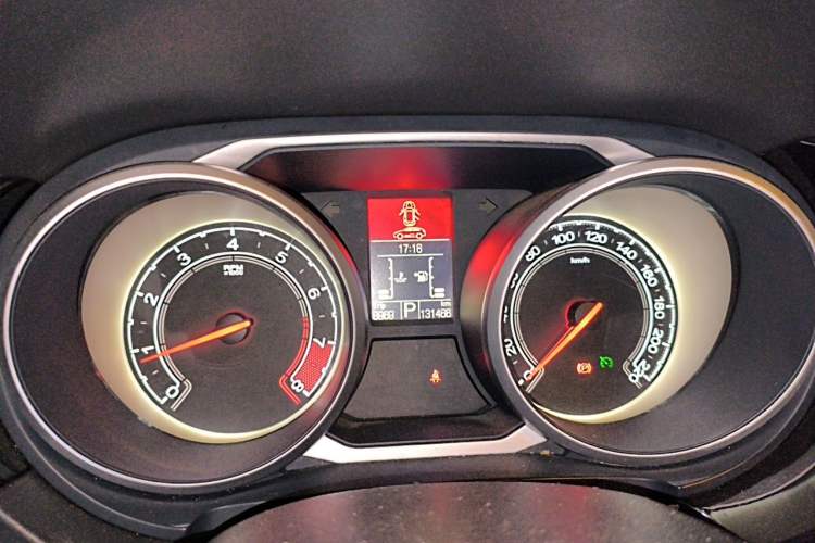 Used MG GS 2015 1.5TGI TST Luxury Edition Instrument Cluster