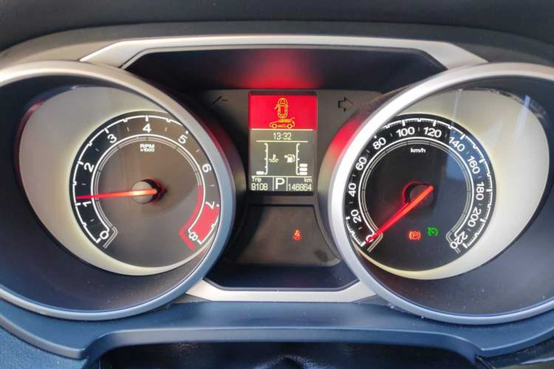 Used MG GS 2015 1.5TGI TST Luxury Edition Instrument Cluster