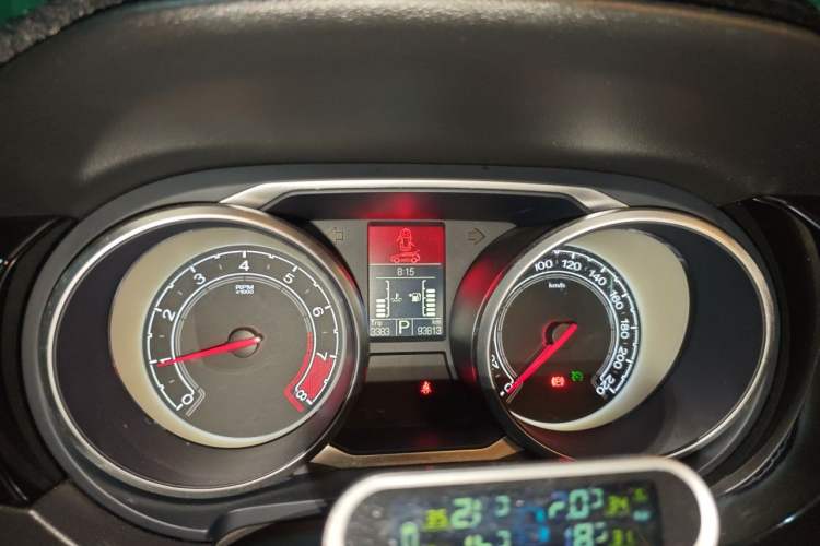 Used MG GS 2015 1.5TGI TST Luxury Edition Instrument Cluster