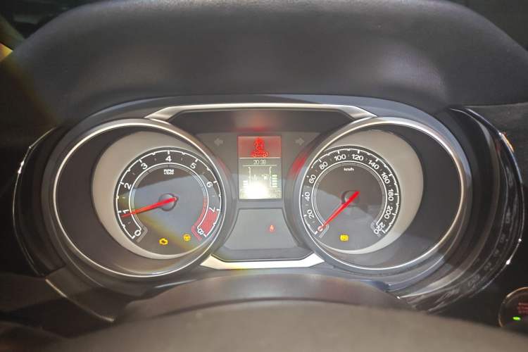 Used MG GS 2015 1.5TGI TST Luxury Edition Instrument Cluster