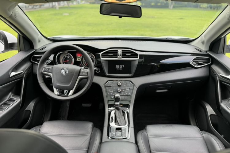 Used MG GS 2015 1.5TGI TST Luxury Edition Interior 3