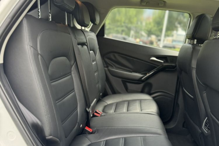 Used MG GS 2015 1.5TGI TST Luxury Edition Interior 4