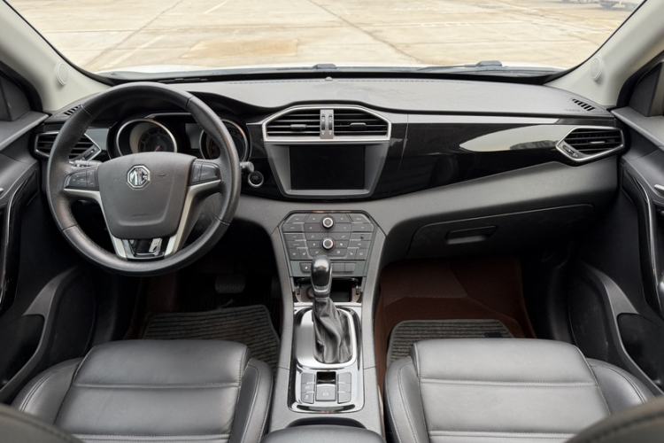 Used MG GS 2015 1.5TGI TST Luxury Edition Interior 6
