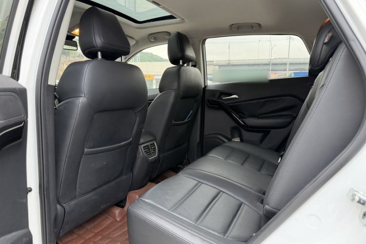 Used MG GS 2015 1.5TGI TST Luxury Edition Interior 7