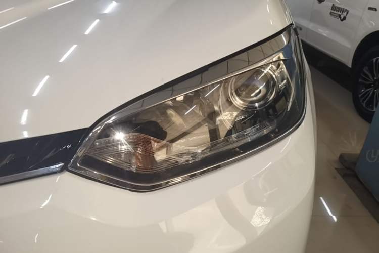Used MG GS 2015 2.0TGI TST Luxury Edition Left Front Headlight