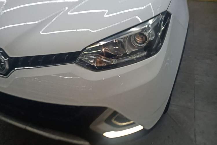 Used MG GS 2015 1.5TGI TST Luxury Edition Left Front Headlight
