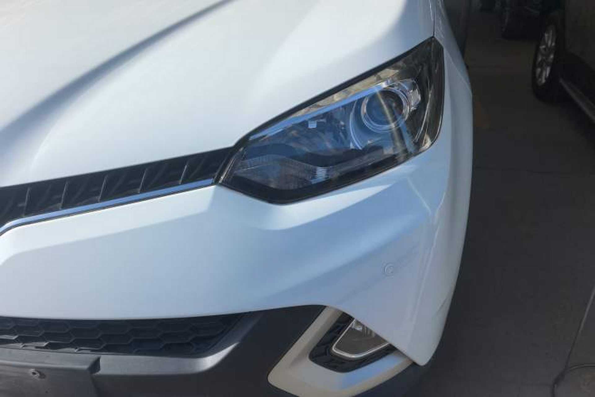 Used MG GS 2015 1.5TGI Manual Elite Edition Left Front Headlight