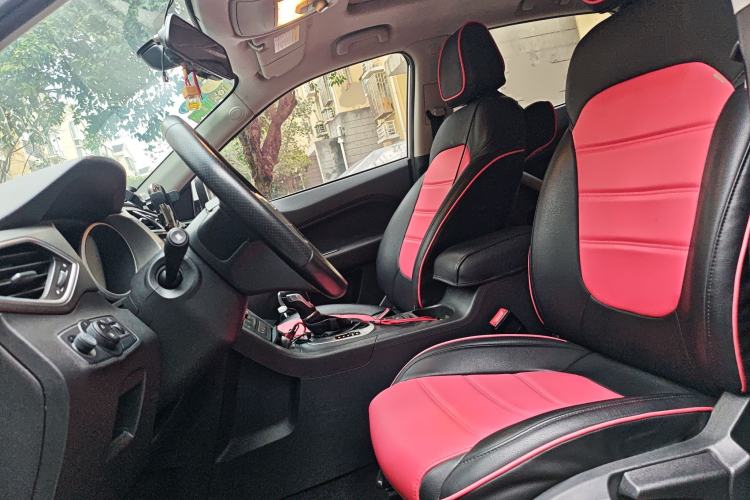 Used MG GS 2015 1.5TGI TST Elite Edition Left Front Seat