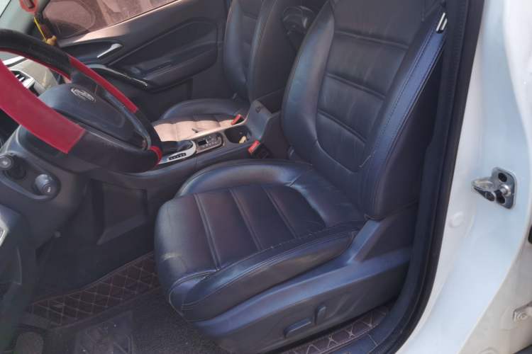 Used MG GS 2015 2.0TGI TST Luxury Edition Left Front Seat