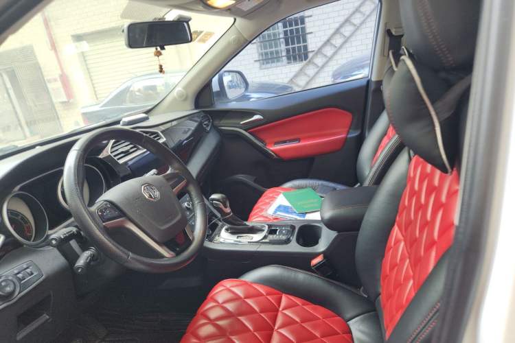 Used MG GS 2015 2.0TGI TST Luxury Edition Left Front Seat