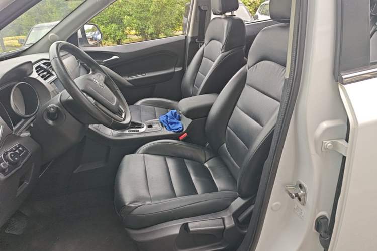 Used MG GS 2015 1.5TGI TST Elite Edition Left Front Seat