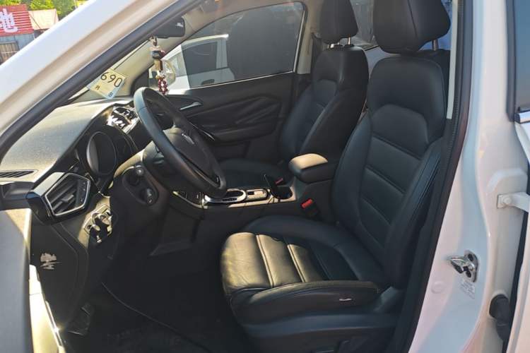 Used MG GS 2015 2.0TGI TST Four-Wheel Drive Flagship Edition Left Front Seat