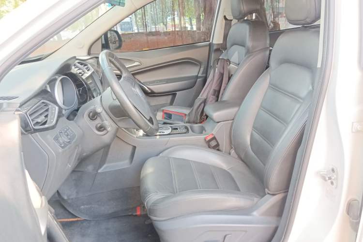 Used MG GS 2015 1.5TGI TST Luxury Edition Left Front Seat