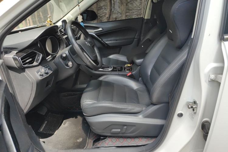 Used MG GS 2015 1.5TGI TST Luxury Edition Left Front Seat