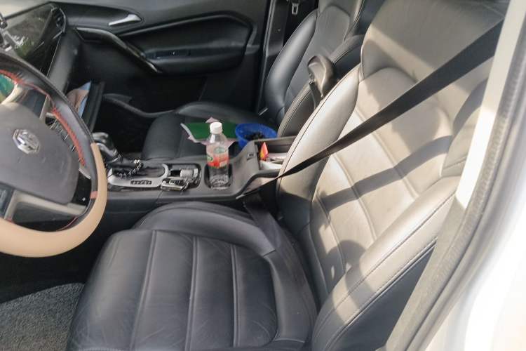 Used MG GS 2015 1.5TGI TST Luxury Edition Left Front Seat